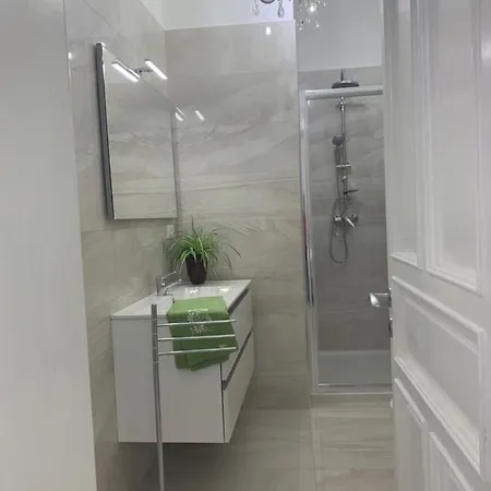 Palazz8 * Vitigliano